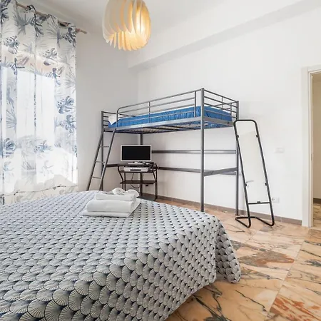 Lovely X5 W/ Terrace & Private Parking Lägenhet *